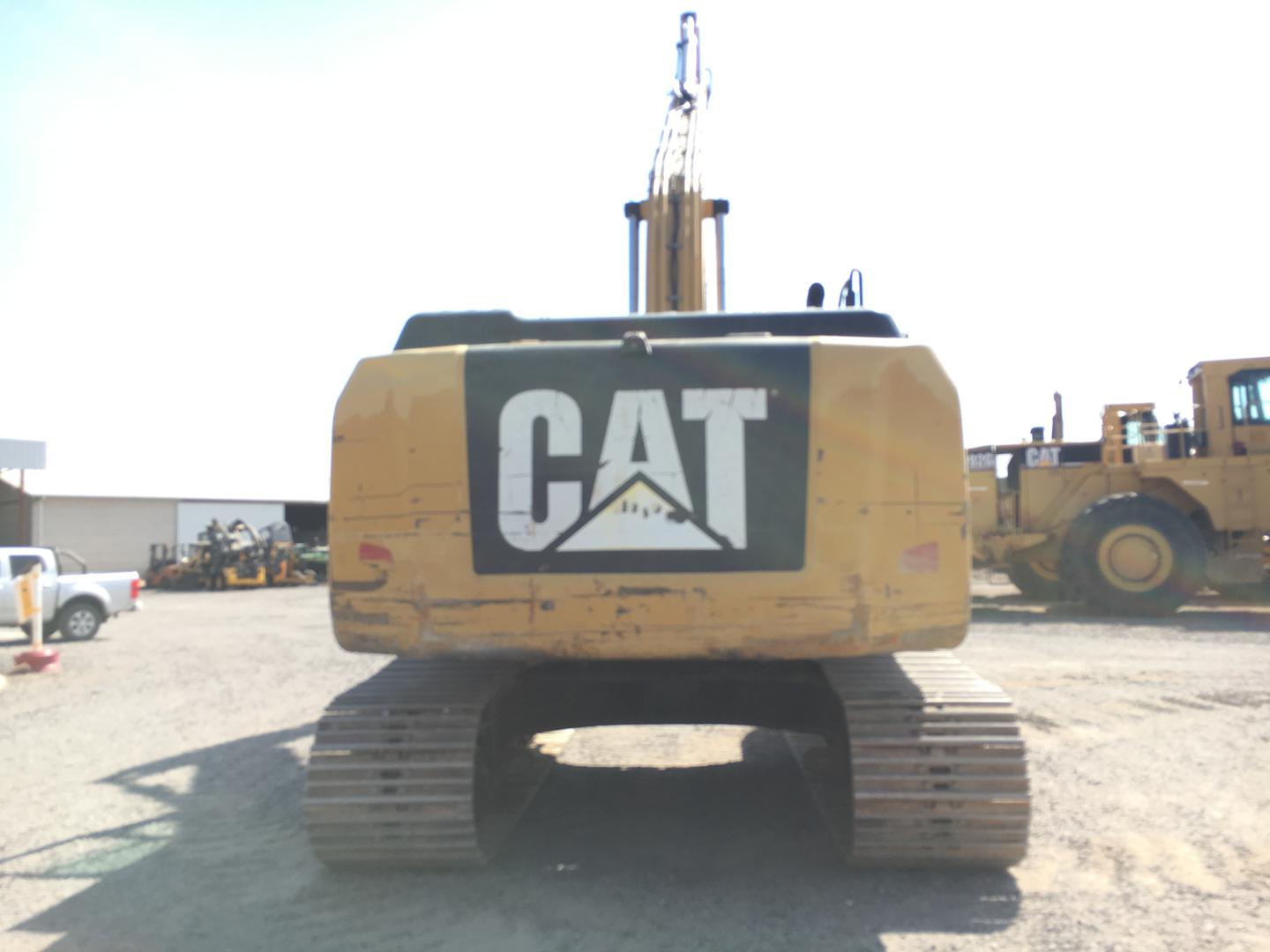./imagenes/INVOICE/2019/16745/EXCAVADORA BRAZO LARGO  CAT 329E (14).JPG